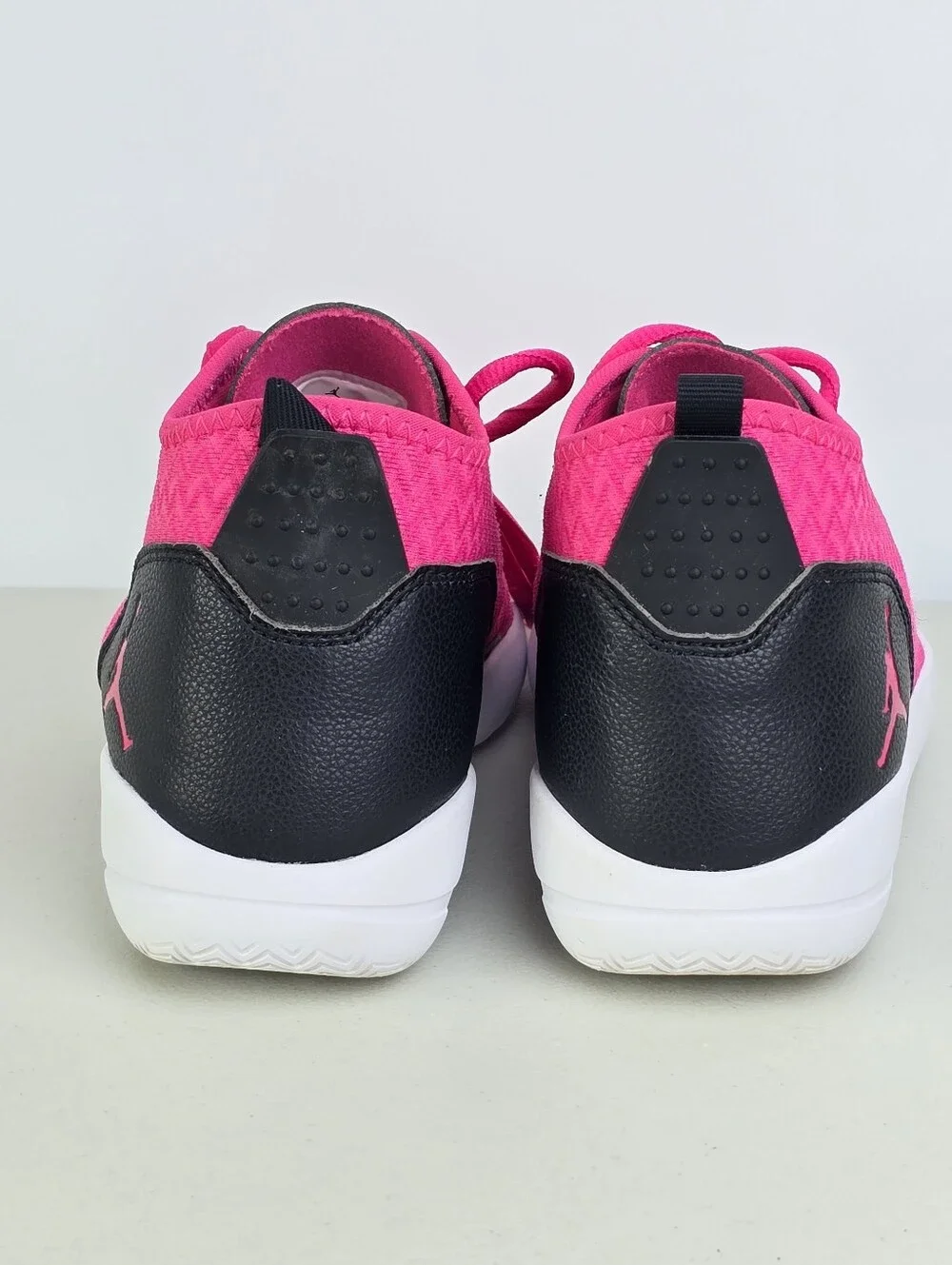 Jordan Reveal GS Vivid Pink Black White Big Girls Sneakers 2016 Size 6.5Y